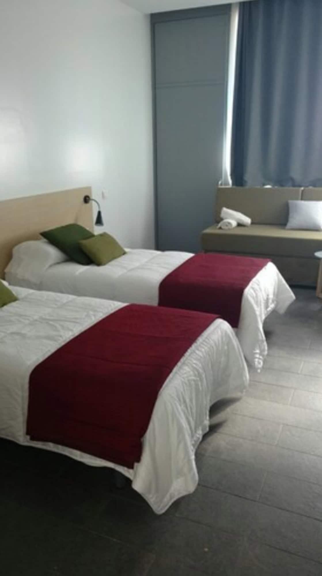 เซ็นเตอร์ เอลไปล อัลเบร์เก Hostel เอลปรัตเดยูเบรกัต ภายนอก รูปภาพ