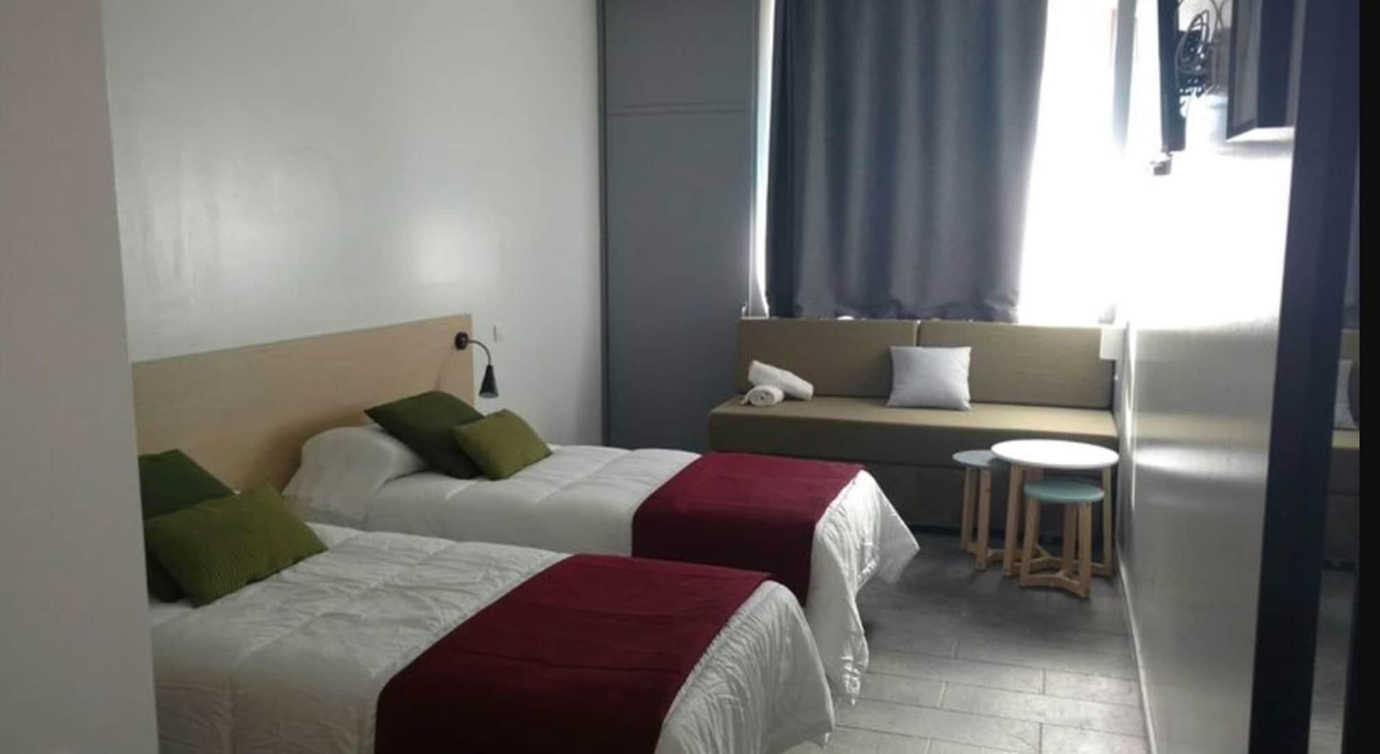 เซ็นเตอร์ เอลไปล อัลเบร์เก Hostel เอลปรัตเดยูเบรกัต ภายนอก รูปภาพ